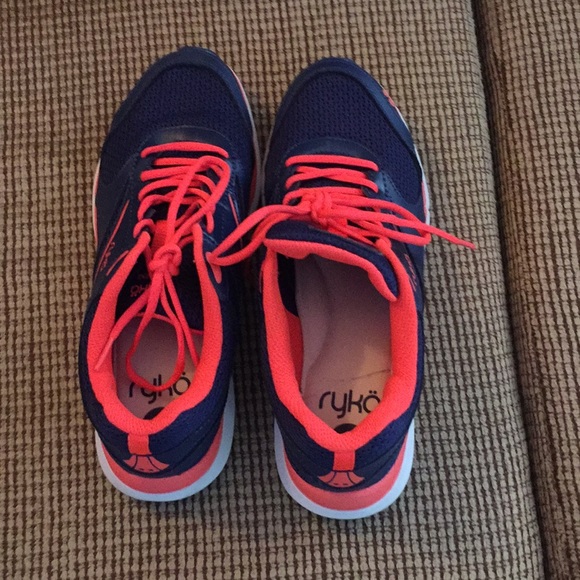 Ryka Shoes - Ladies Ryka brand sneakers